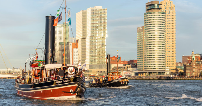 Op het water in Rotterdam