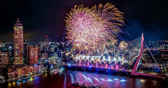 Ring in 2025 with fireworks over the Erasmus Bridge